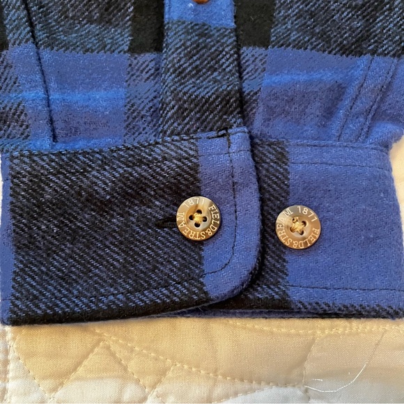 Field & Stream Men's Blue and Black Checkered Shirt - Picture 4 of 10